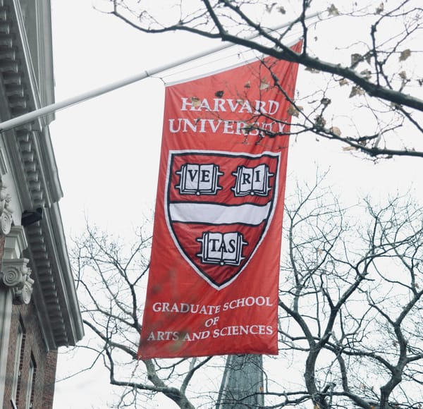 Trumpadministrationen trappar upp kampen mot Harvard